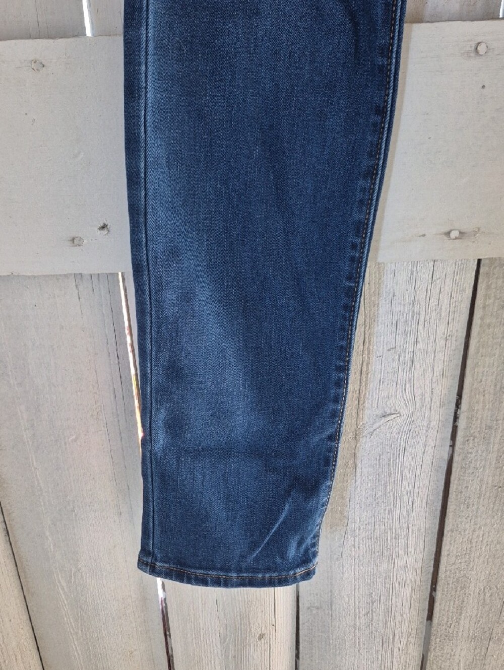 Old Navy Women's Skinny Jeans - Medium Blue Distressed - Picture 8 of 12